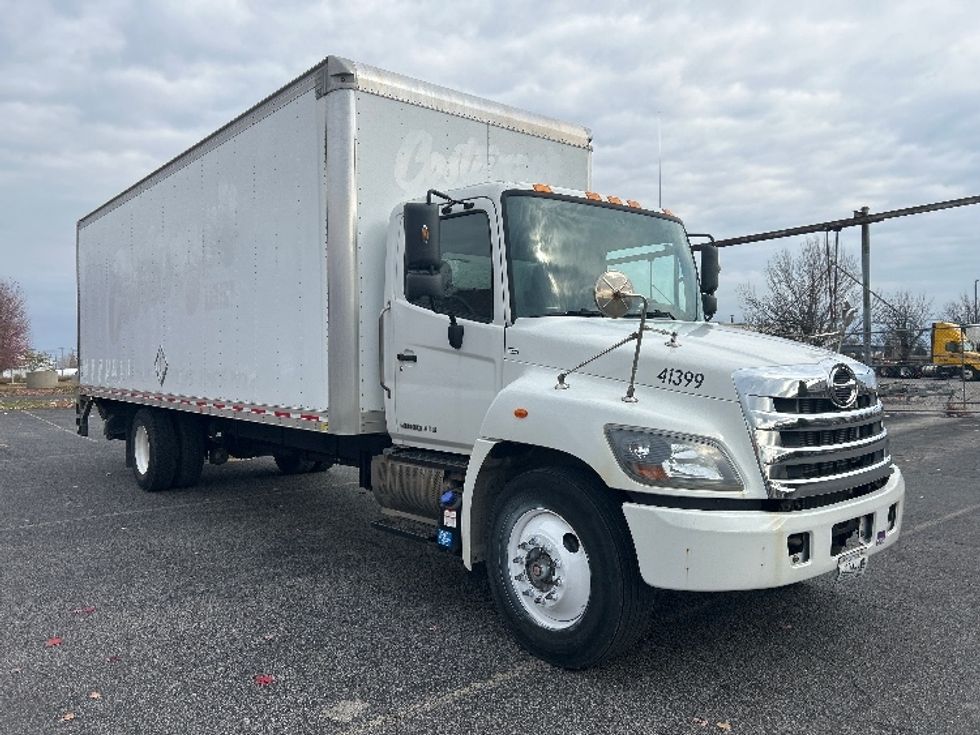 Medium Duty Box Truck-Light and Medium Duty Trucks-Hino-2019-268-Fredonia-NY-107,827\n\t\tmiles-$ 52,000 - Image 1