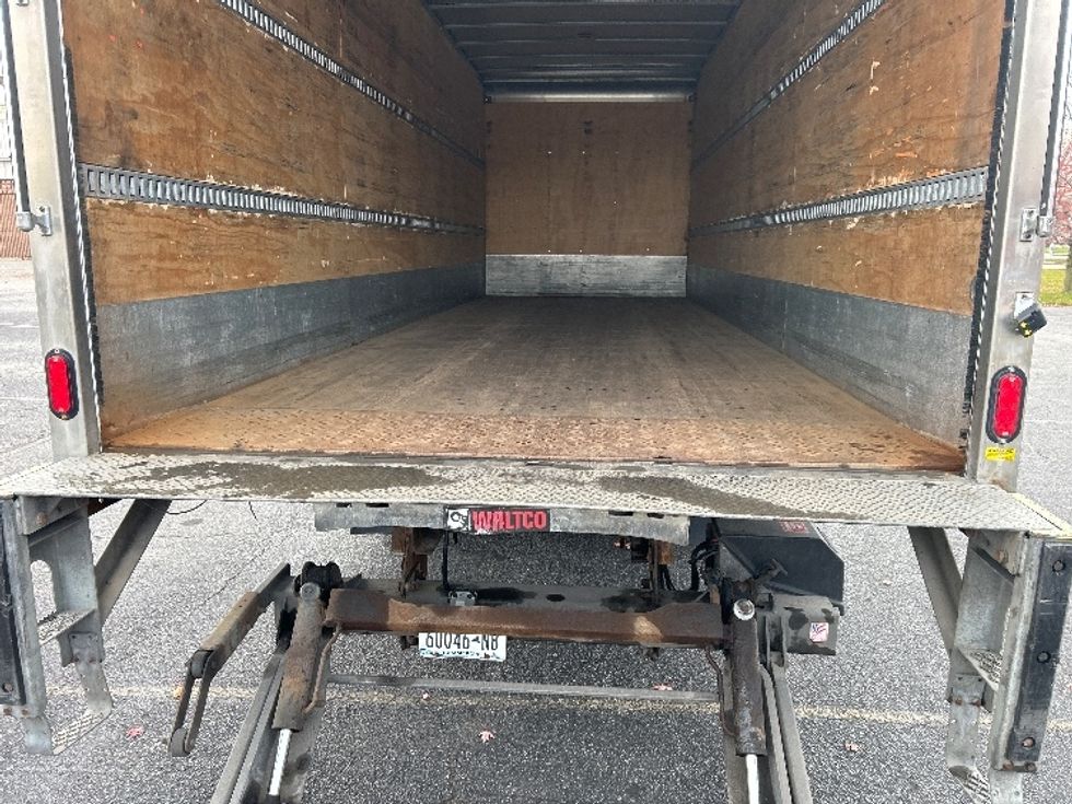 Medium Duty Box Truck-Light and Medium Duty Trucks-Hino-2019-268-Fredonia-NY-107,827\n\t\tmiles-$ 52,000 - Image 10