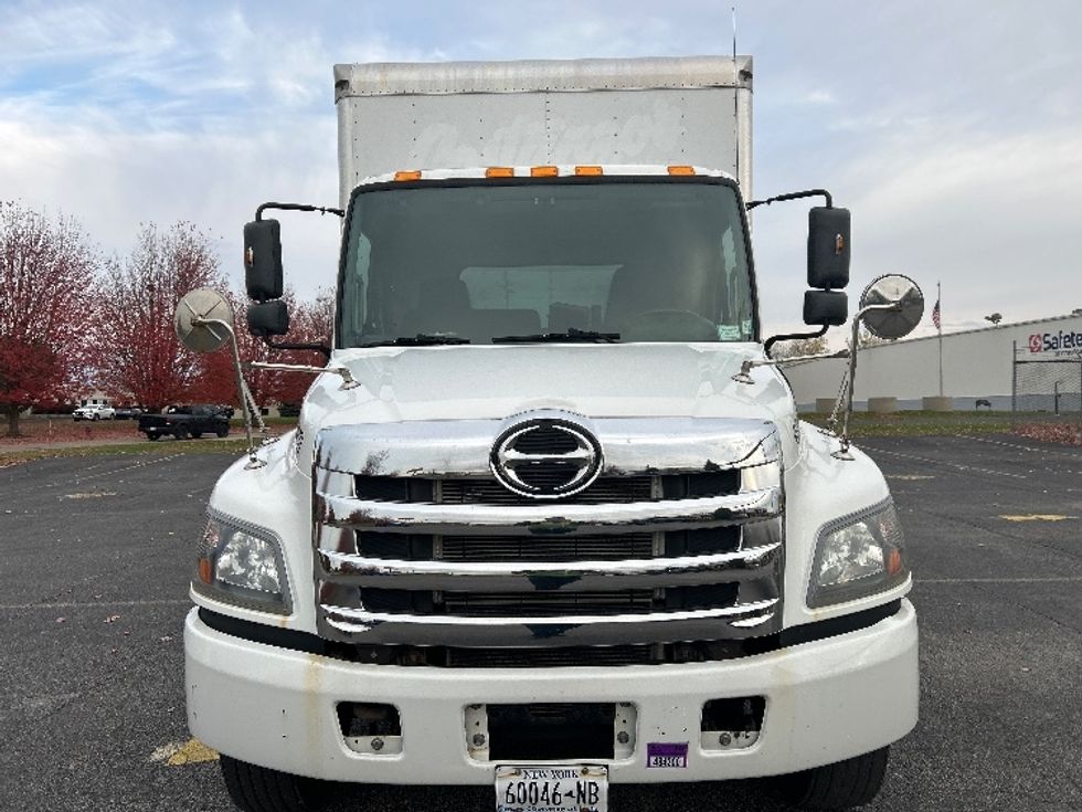 Medium Duty Box Truck-Light and Medium Duty Trucks-Hino-2019-268-Fredonia-NY-107,827\n\t\tmiles-$ 52,000 - Image 2