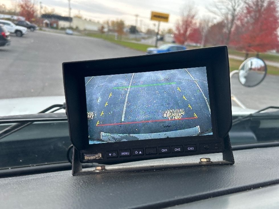 Medium Duty Box Truck-Light and Medium Duty Trucks-Hino-2019-268-Fredonia-NY-107,827\n\t\tmiles-$ 52,000 - Image 25