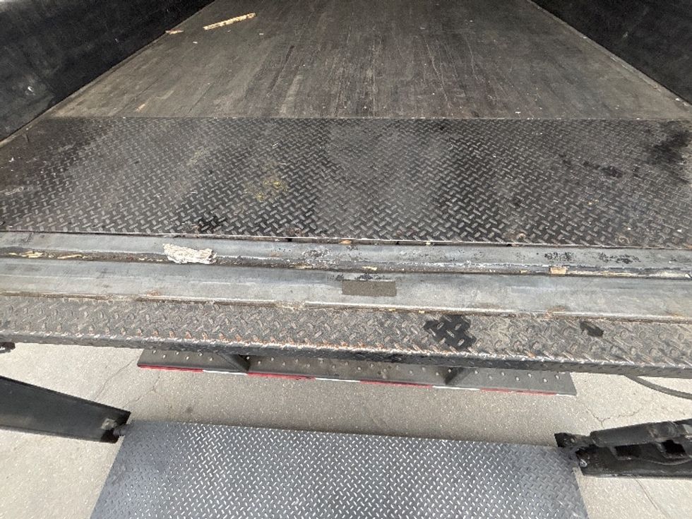 Medium Duty Box Truck-Light and Medium Duty Trucks-Hino-2019-268-Fresno-CA-105,200\n\t\tmiles-$ 61,750 - Image 10