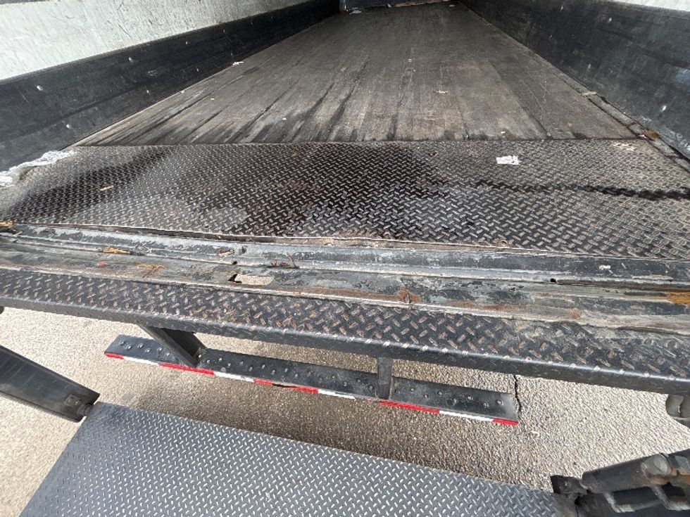 Medium Duty Box Truck-Light and Medium Duty Trucks-Hino-2019-268-Fresno-CA-127,170\n\t\tmiles-$ 59,750 - Image 10