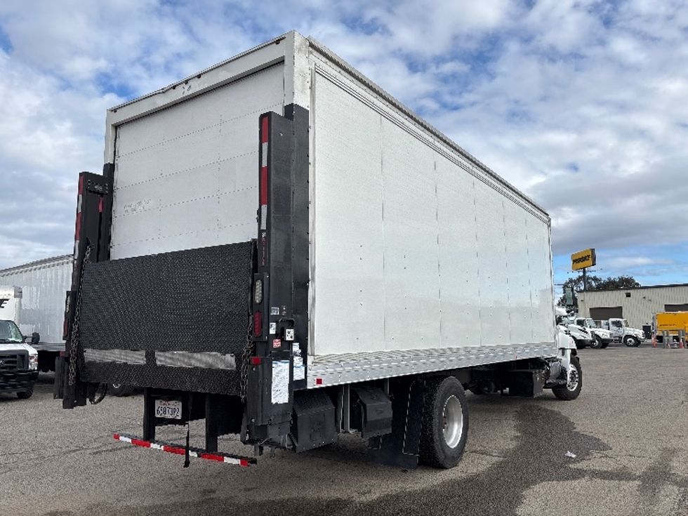 Medium Duty Box Truck-Light and Medium Duty Trucks-Hino-2019-268-Fresno-CA-127,170\n\t\tmiles-$ 59,750 - Image 13