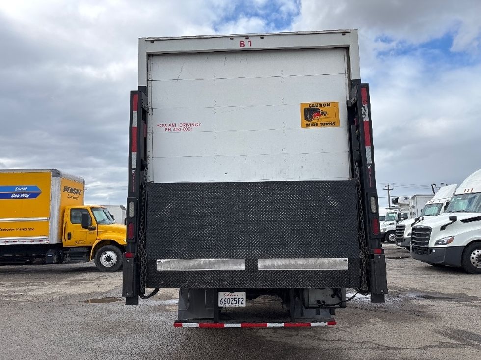 Medium Duty Box Truck-Light and Medium Duty Trucks-Hino-2019-268-Fresno-CA-136,678\n\t\tmiles-$ 57,750 - Image 7