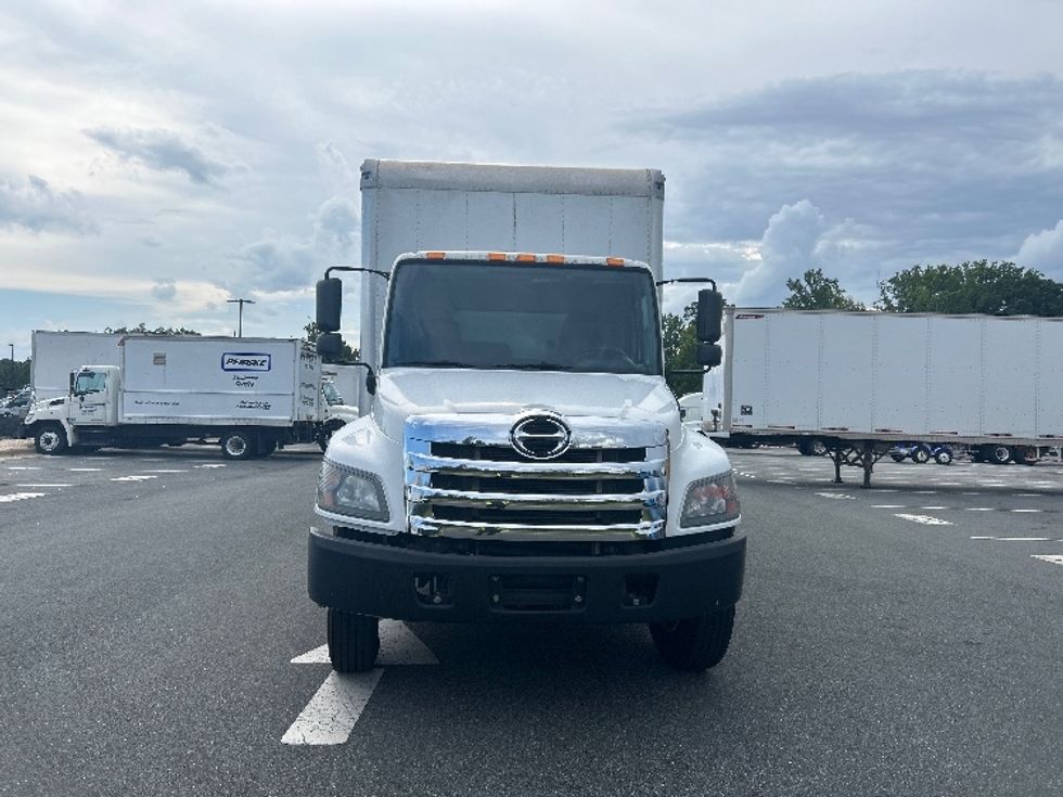 Medium Duty Box Truck-Light and Medium Duty Trucks-Hino-2019-268-Greensboro-NC-133,447\n\t\tmiles-$ 58,500 - Image 2
