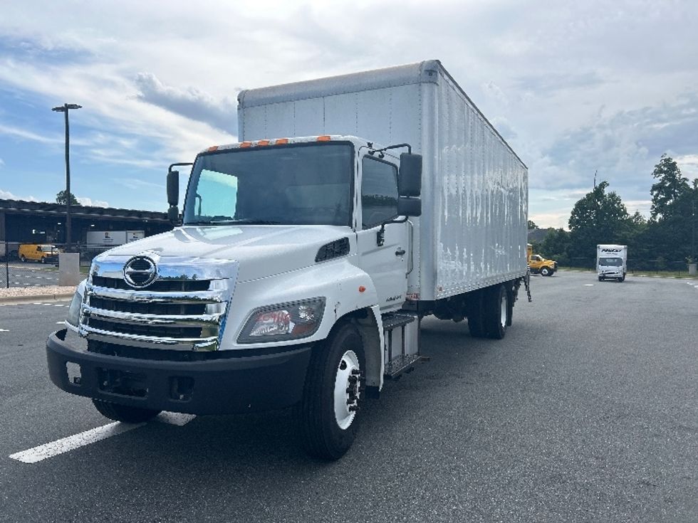 Medium Duty Box Truck-Light and Medium Duty Trucks-Hino-2019-268-Greensboro-NC-133,447\n\t\tmiles-$ 58,500 - Image 3