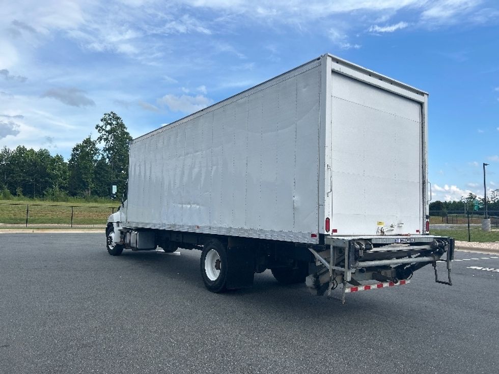 Medium Duty Box Truck-Light and Medium Duty Trucks-Hino-2019-268-Greensboro-NC-133,447\n\t\tmiles-$ 58,500 - Image 6