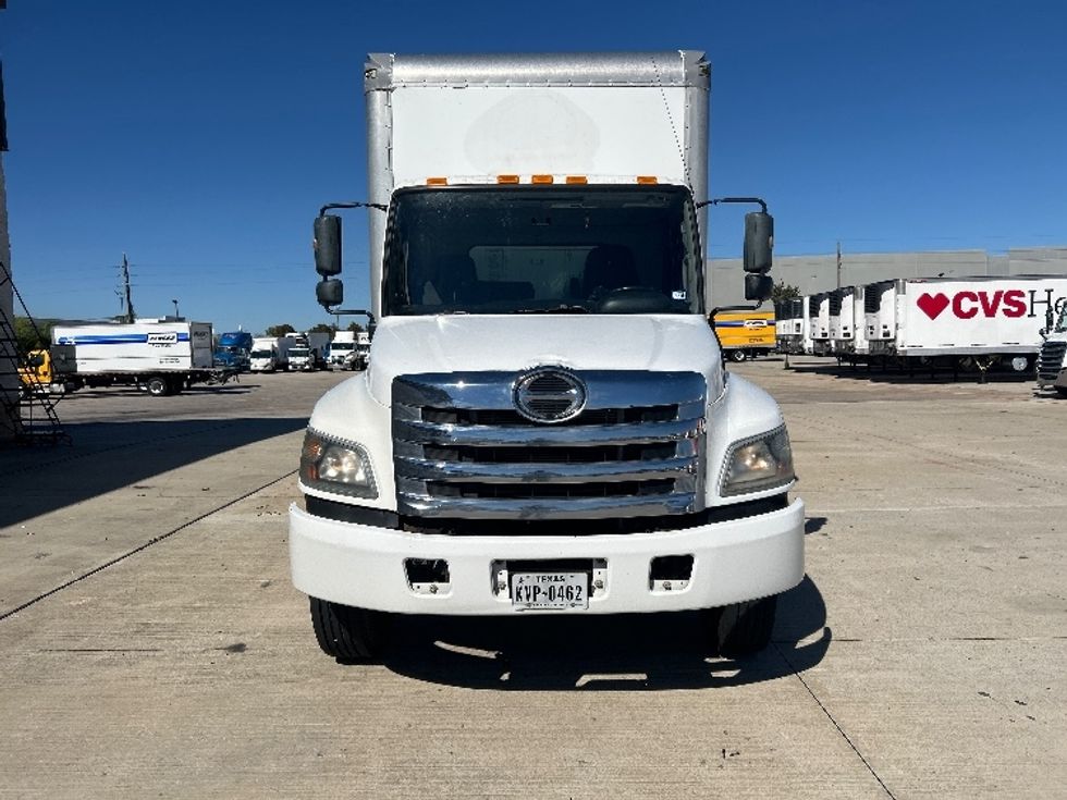 Medium Duty Box Truck-Light and Medium Duty Trucks-Hino-2019-268-Houston-TX-174,443\n\t\tmiles-$ 51,500 - Image 2