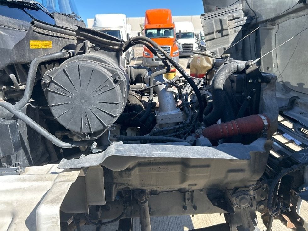 Medium Duty Box Truck-Light and Medium Duty Trucks-Hino-2019-268-Houston-TX-174,443\n\t\tmiles-$ 51,500 - Image 22