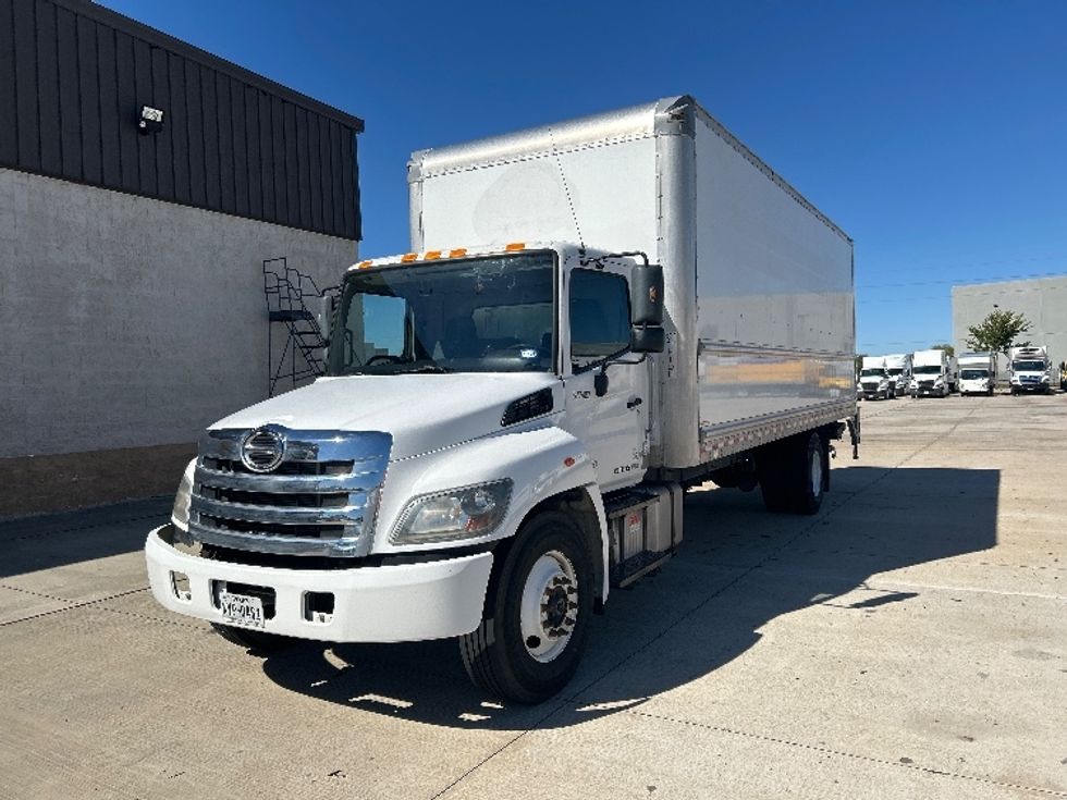 Medium Duty Box Truck-Light and Medium Duty Trucks-Hino-2019-268-Houston-TX-174,443\n\t\tmiles-$ 51,500 - Image 3