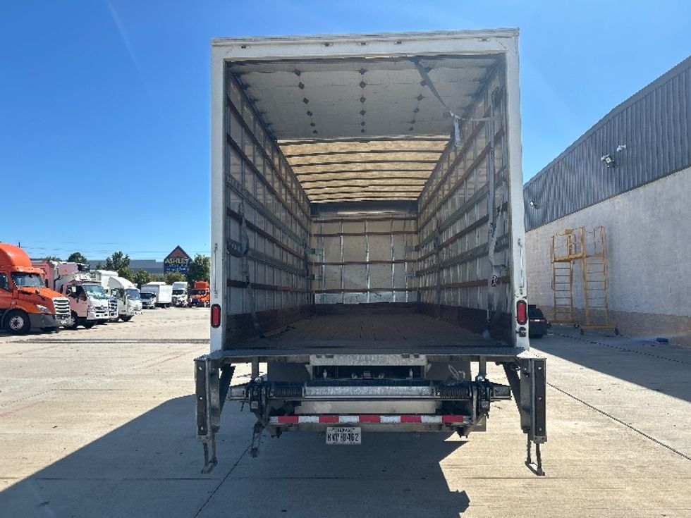 Medium Duty Box Truck-Light and Medium Duty Trucks-Hino-2019-268-Houston-TX-174,443\n\t\tmiles-$ 51,500 - Image 8