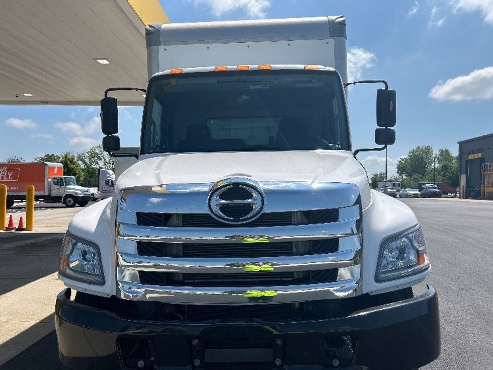 Medium Duty Box Truck-Light and Medium Duty Trucks-Hino-2019-268-Indianapolis-IN-133,938\n\t\tmiles-$ 57,000 - Image 2