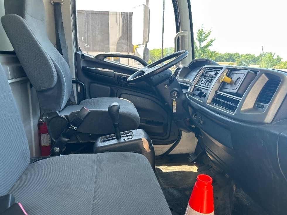 Medium Duty Box Truck-Light and Medium Duty Trucks-Hino-2019-268-Indianapolis-IN-133,938\n\t\tmiles-$ 57,000 - Image 22