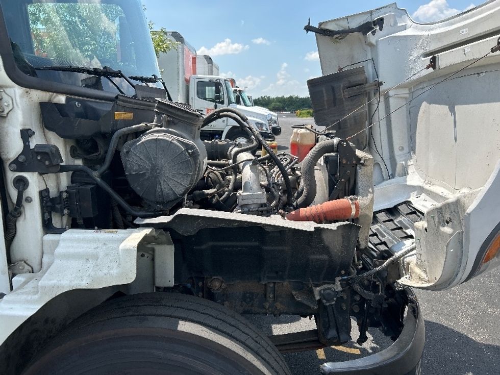 Medium Duty Box Truck-Light and Medium Duty Trucks-Hino-2019-268-Indianapolis-IN-133,938\n\t\tmiles-$ 57,000 - Image 23