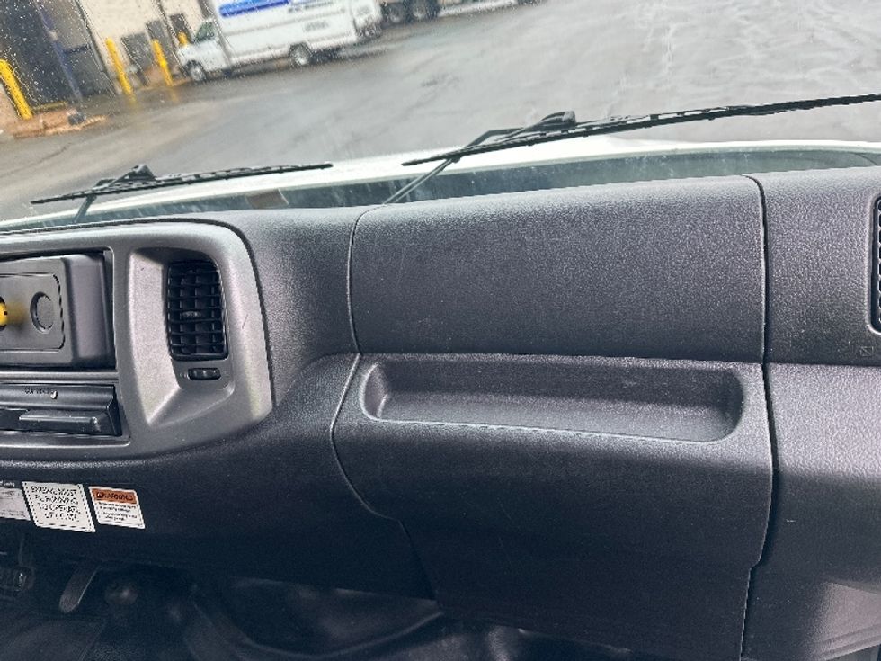 Medium Duty Box Truck-Light and Medium Duty Trucks-Hino-2019-268-Indianapolis-IN-237,734\n\t\tmiles-$ 40,750 - Image 21