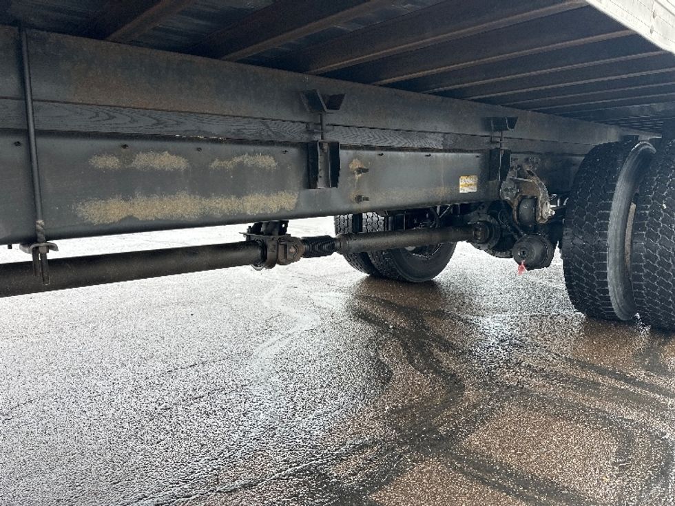 Medium Duty Box Truck-Light and Medium Duty Trucks-Hino-2019-268-Indianapolis-IN-237,734\n\t\tmiles-$ 40,750 - Image 5