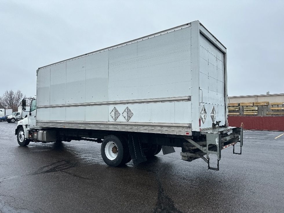 Medium Duty Box Truck-Light and Medium Duty Trucks-Hino-2019-268-Indianapolis-IN-237,734\n\t\tmiles-$ 40,750 - Image 6