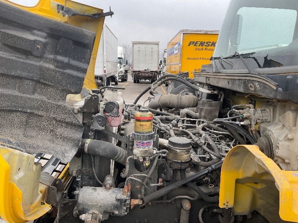 Medium Duty Box Truck-Light and Medium Duty Trucks-Hino-2019-268-Indianapolis-IN-253,031\n\t\tmiles-$ 35,000 - Image 24