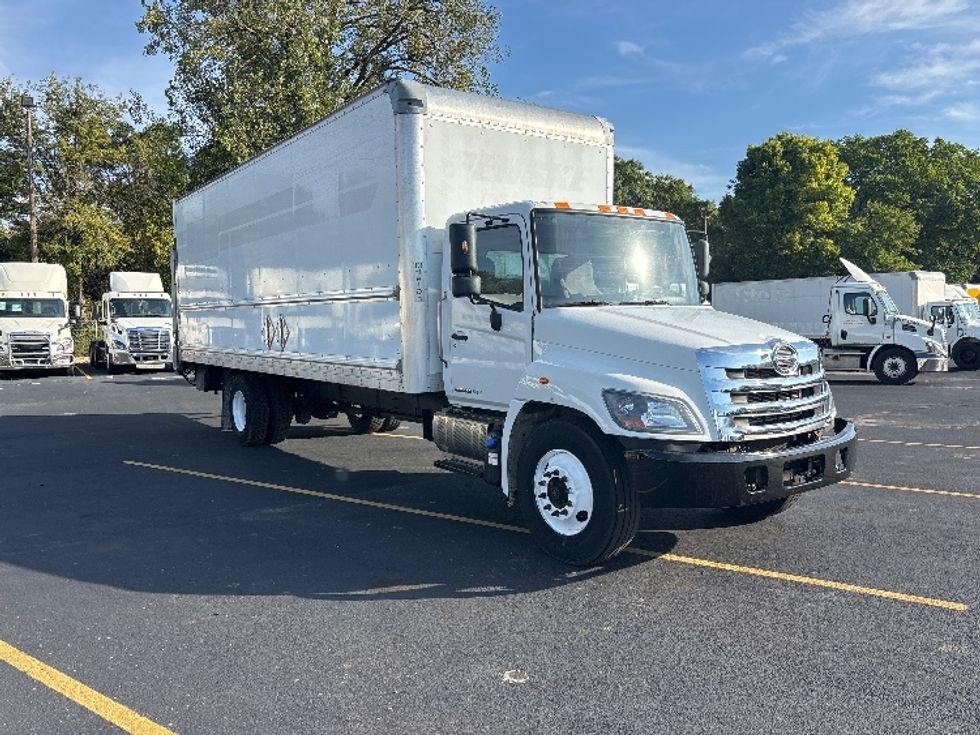 Medium Duty Box Truck-Light and Medium Duty Trucks-Hino-2019-268-Indianapolis-IN-258,246\n\t\tmiles-$ 41,500 - Image 1