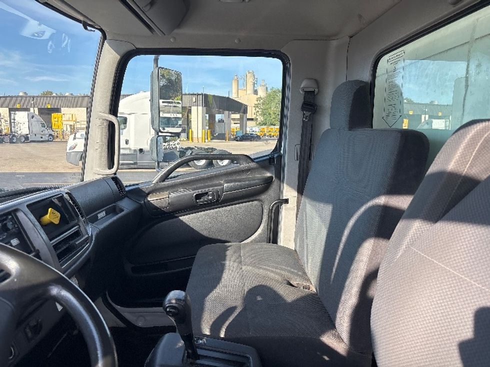 Medium Duty Box Truck-Light and Medium Duty Trucks-Hino-2019-268-Indianapolis-IN-258,246\n\t\tmiles-$ 41,500 - Image 19
