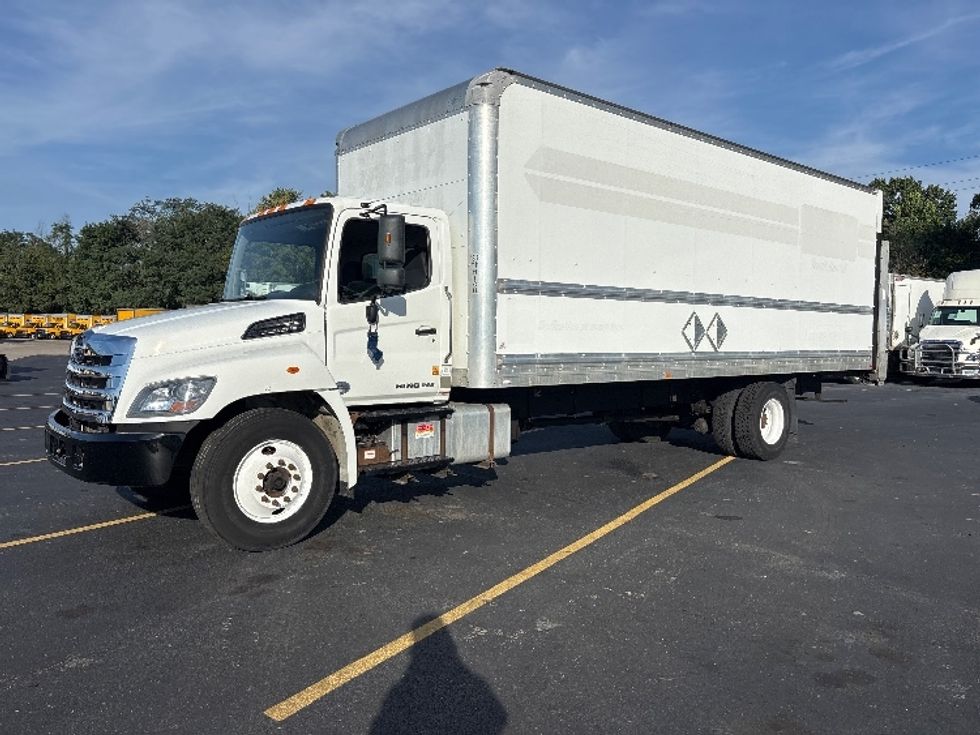 Medium Duty Box Truck-Light and Medium Duty Trucks-Hino-2019-268-Indianapolis-IN-258,246\n\t\tmiles-$ 41,500 - Image 3