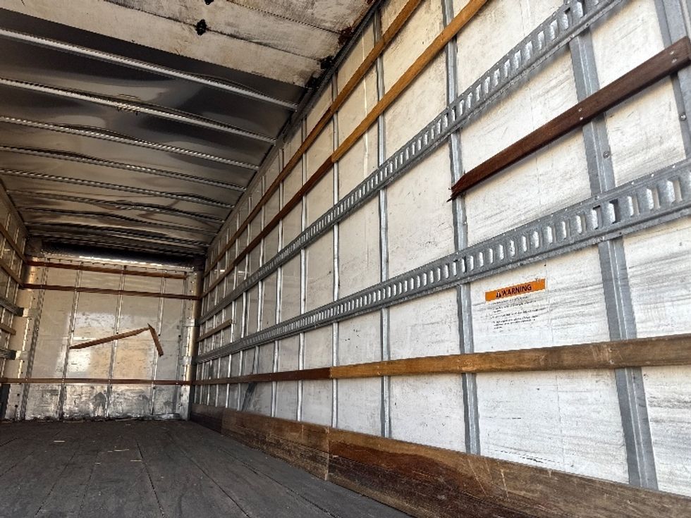 Medium Duty Box Truck-Light and Medium Duty Trucks-Hino-2019-268-Jamaica-NY-242,129\n\t\tmiles-$ 39,000 - Image 11