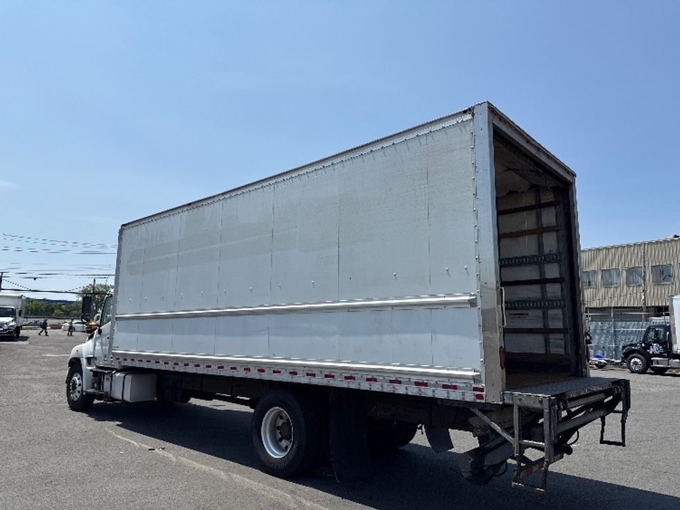 Medium Duty Box Truck-Light and Medium Duty Trucks-Hino-2019-268-Jamaica-NY-242,129\n\t\tmiles-$ 39,000 - Image 6