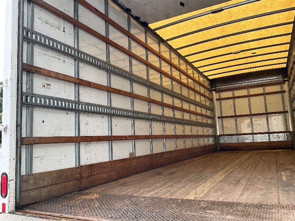 Medium Duty Box Truck-Light and Medium Duty Trucks-Hino-2019-268-Kennesaw-GA-140,950\n\t\tmiles-$ 60,750 - Image 10