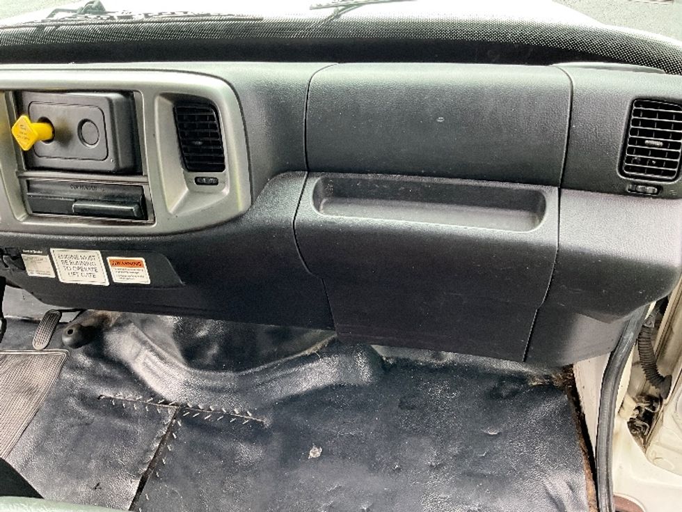 Medium Duty Box Truck-Light and Medium Duty Trucks-Hino-2019-268-Kennesaw-GA-140,950\n\t\tmiles-$ 60,750 - Image 20