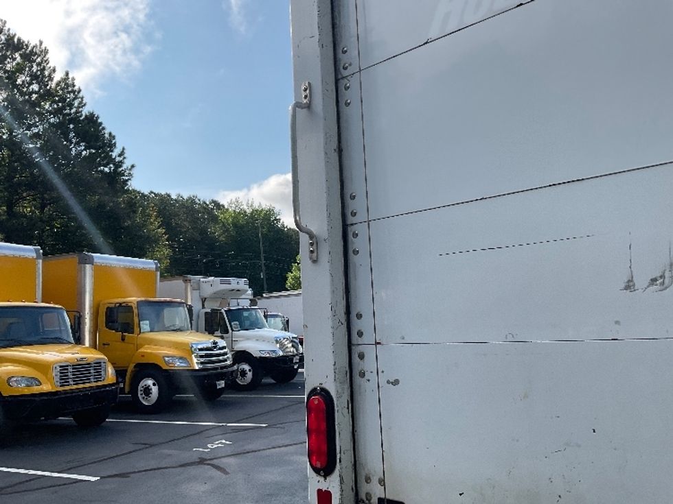 Medium Duty Box Truck-Light and Medium Duty Trucks-Hino-2019-268-Kennesaw-GA-172,381\n\t\tmiles-$ 56,250 - Image 29