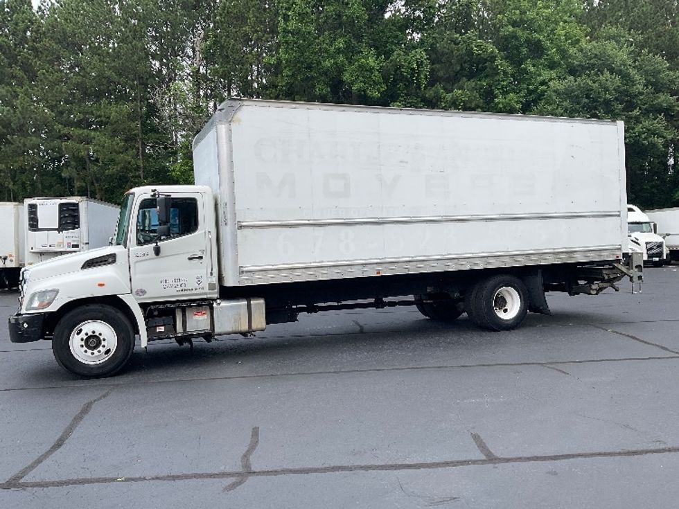 Medium Duty Box Truck-Light and Medium Duty Trucks-Hino-2019-268-Kennesaw-GA-172,381\n\t\tmiles-$ 56,250 - Image 4