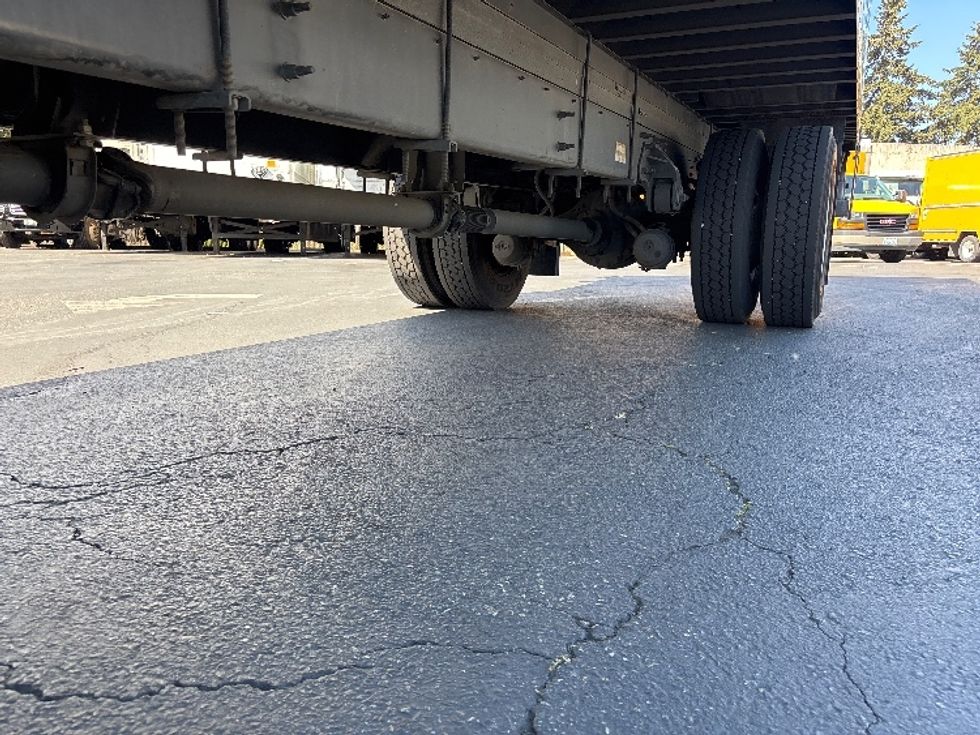 Medium Duty Box Truck-Light and Medium Duty Trucks-Hino-2019-268-Kent-WA-160,536\n\t\tmiles-$ 54,250 - Image 5