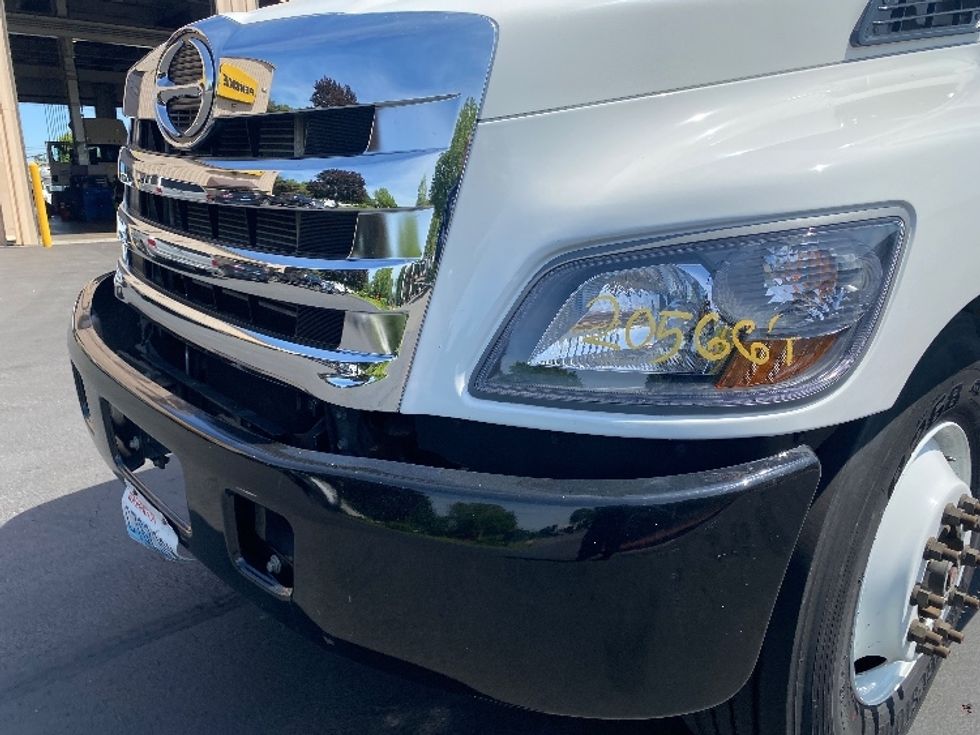 Medium Duty Box Truck-Light and Medium Duty Trucks-Hino-2019-268-Kent-WA-65,557\n\t\tmiles-$ 64,500 - Image 27