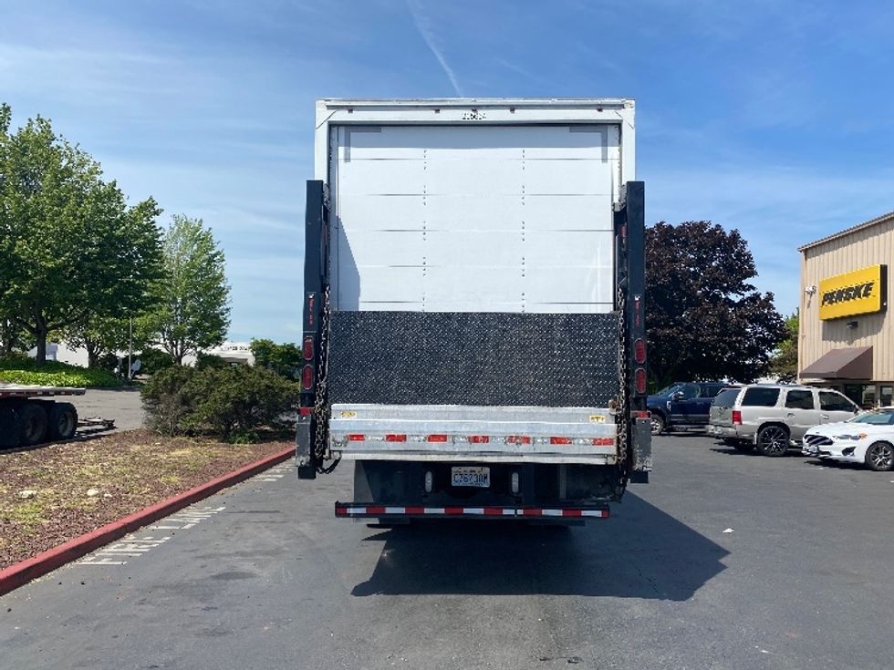 Medium Duty Box Truck-Light and Medium Duty Trucks-Hino-2019-268-Kent-WA-65,557\n\t\tmiles-$ 64,500 - Image 7