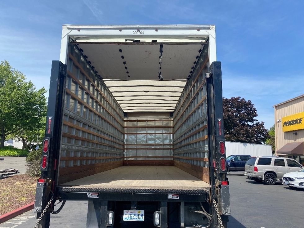 Medium Duty Box Truck-Light and Medium Duty Trucks-Hino-2019-268-Kent-WA-65,557\n\t\tmiles-$ 64,500 - Image 8