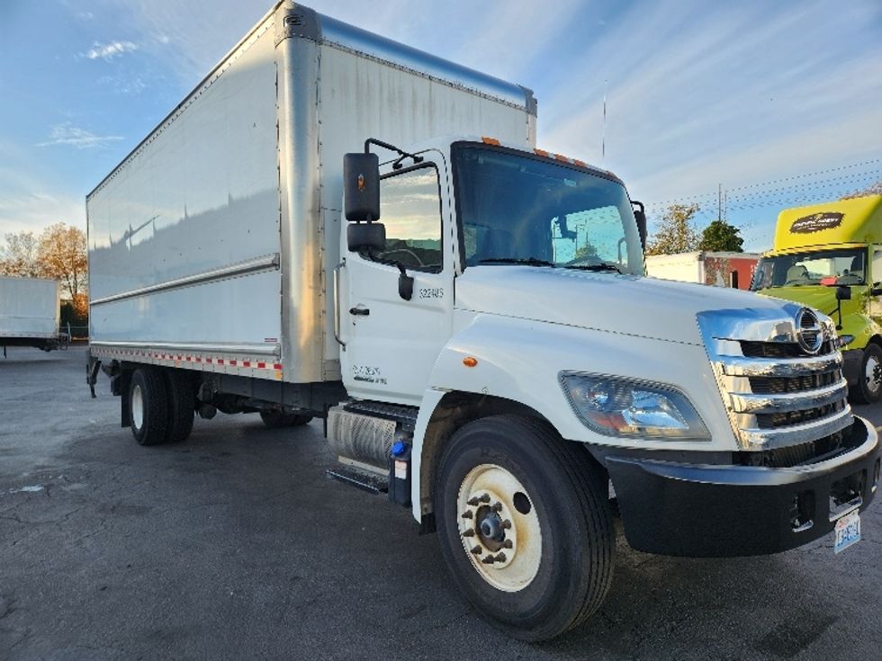 Medium Duty Box Truck-Light and Medium Duty Trucks-Hino-2019-268-Kent-WA-82,384\n\t\tmiles-$ 62,000 - Image 1