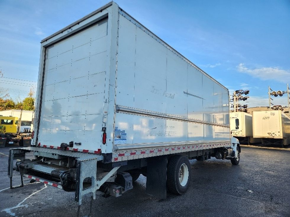 Medium Duty Box Truck-Light and Medium Duty Trucks-Hino-2019-268-Kent-WA-82,384\n\t\tmiles-$ 62,000 - Image 13