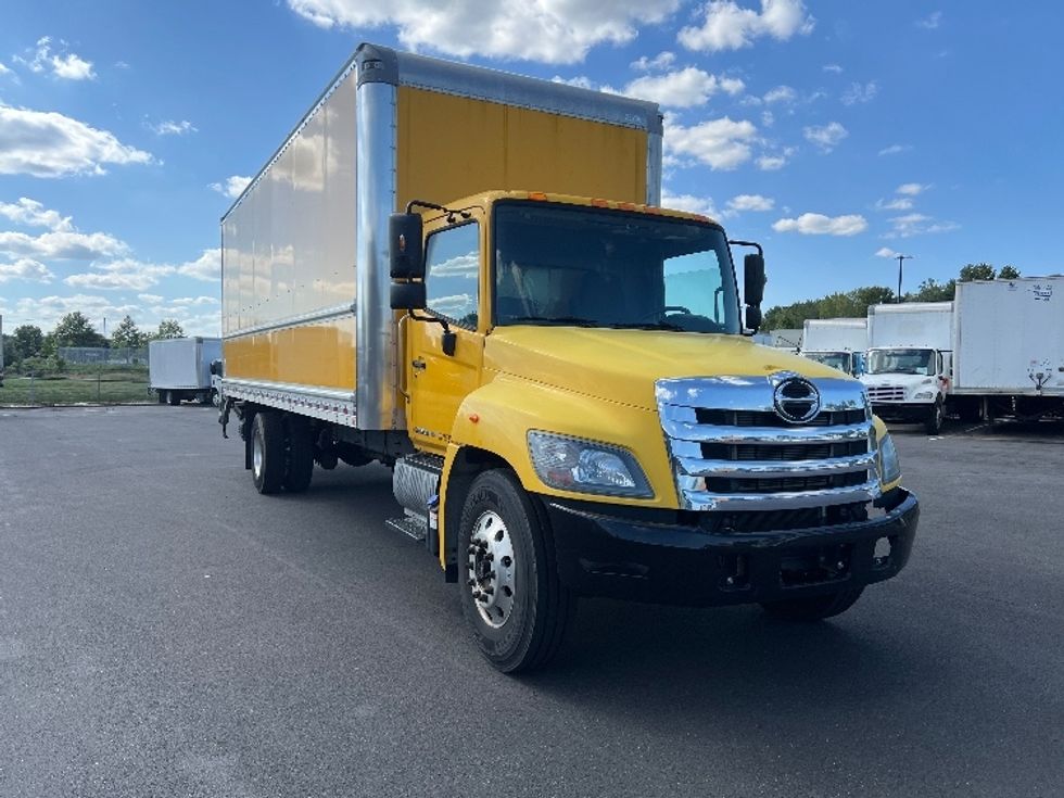 Medium Duty Box Truck-Light and Medium Duty Trucks-Hino-2019-268-King Of Prussia-PA-107,101\n\t\tmiles-$ 54,250 - Image 1