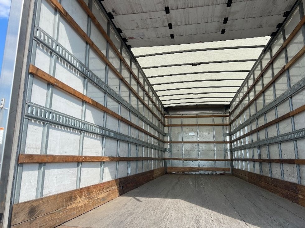 Medium Duty Box Truck-Light and Medium Duty Trucks-Hino-2019-268-King Of Prussia-PA-107,101\n\t\tmiles-$ 54,250 - Image 11