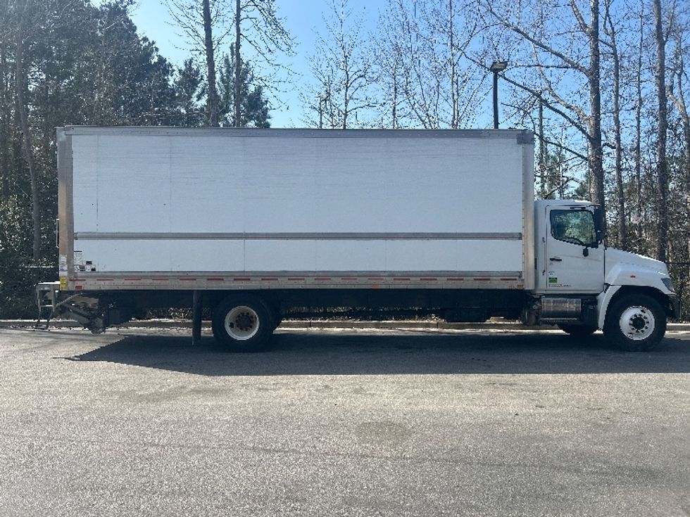 Medium Duty Box Truck-Light and Medium Duty Trucks-Hino-2019-268-Ladson-SC-175,573\n\t\tmiles-$ 51,750 - Image 15