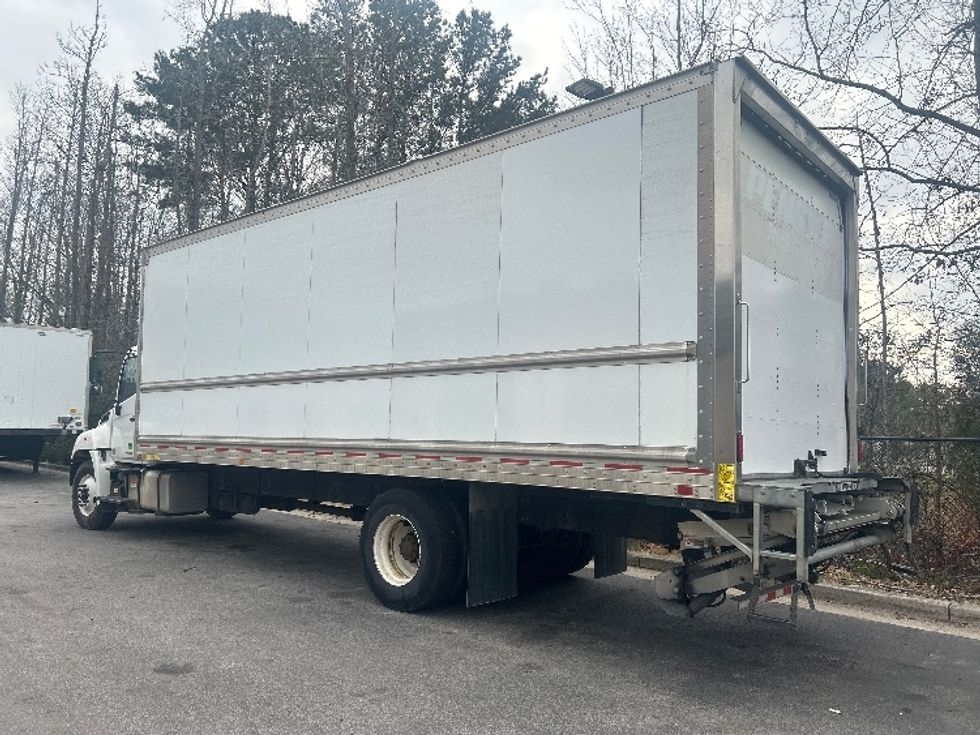 Medium Duty Box Truck-Light and Medium Duty Trucks-Hino-2019-268-Ladson-SC-175,573\n\t\tmiles-$ 51,750 - Image 6