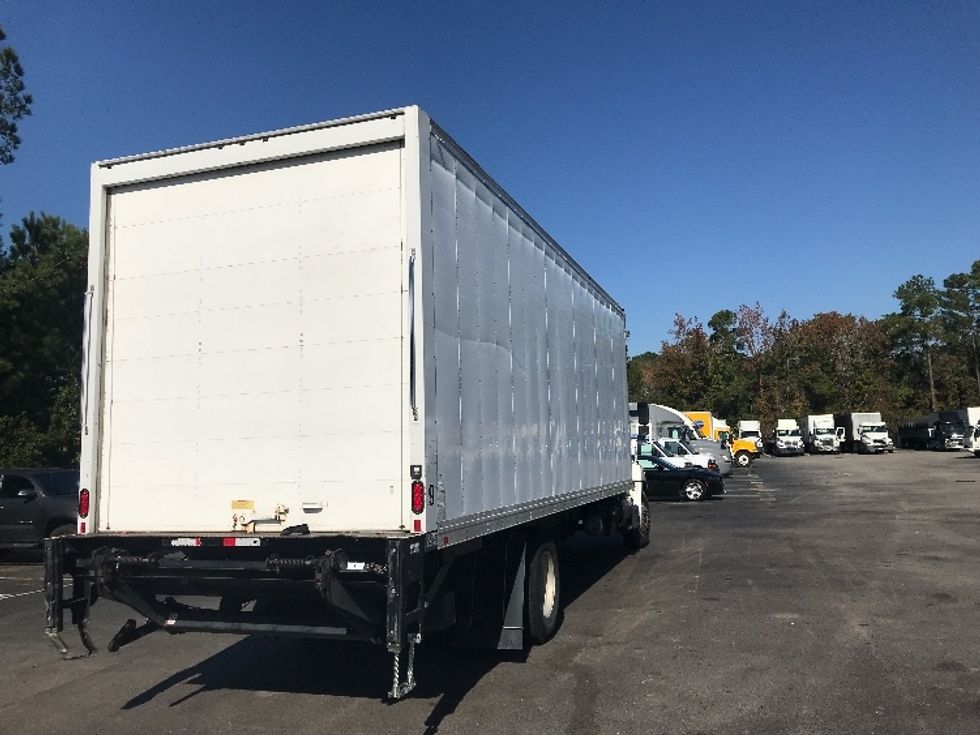 Medium Duty Box Truck-Light and Medium Duty Trucks-Hino-2019-268-Ladson-SC-197,471\n\t\tmiles-$ 49,750 - Image 13