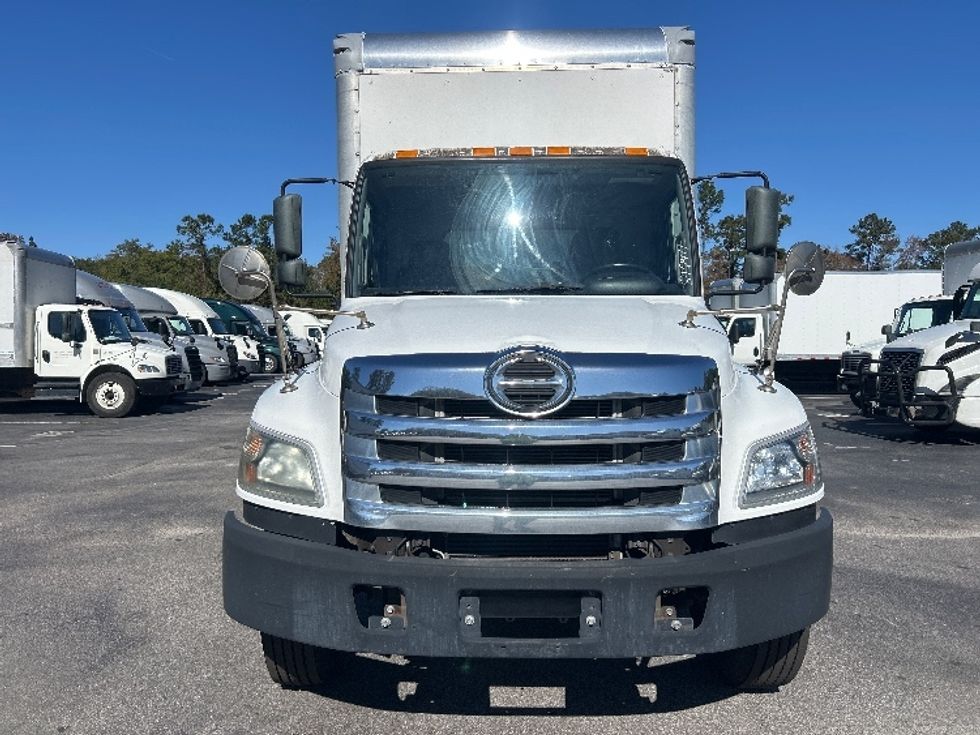 Medium Duty Box Truck-Light and Medium Duty Trucks-Hino-2019-268-Ladson-SC-197,471\n\t\tmiles-$ 49,750 - Image 2