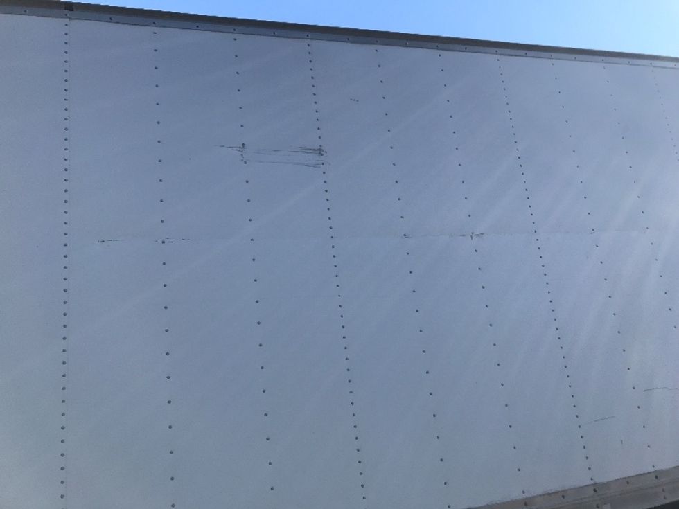 Medium Duty Box Truck-Light and Medium Duty Trucks-Hino-2019-268-Ladson-SC-197,471\n\t\tmiles-$ 49,750 - Image 24