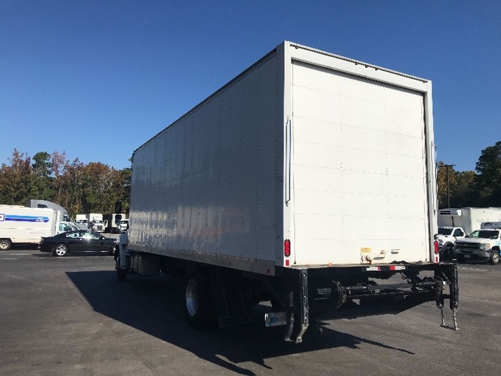 Medium Duty Box Truck-Light and Medium Duty Trucks-Hino-2019-268-Ladson-SC-197,471\n\t\tmiles-$ 49,750 - Image 6
