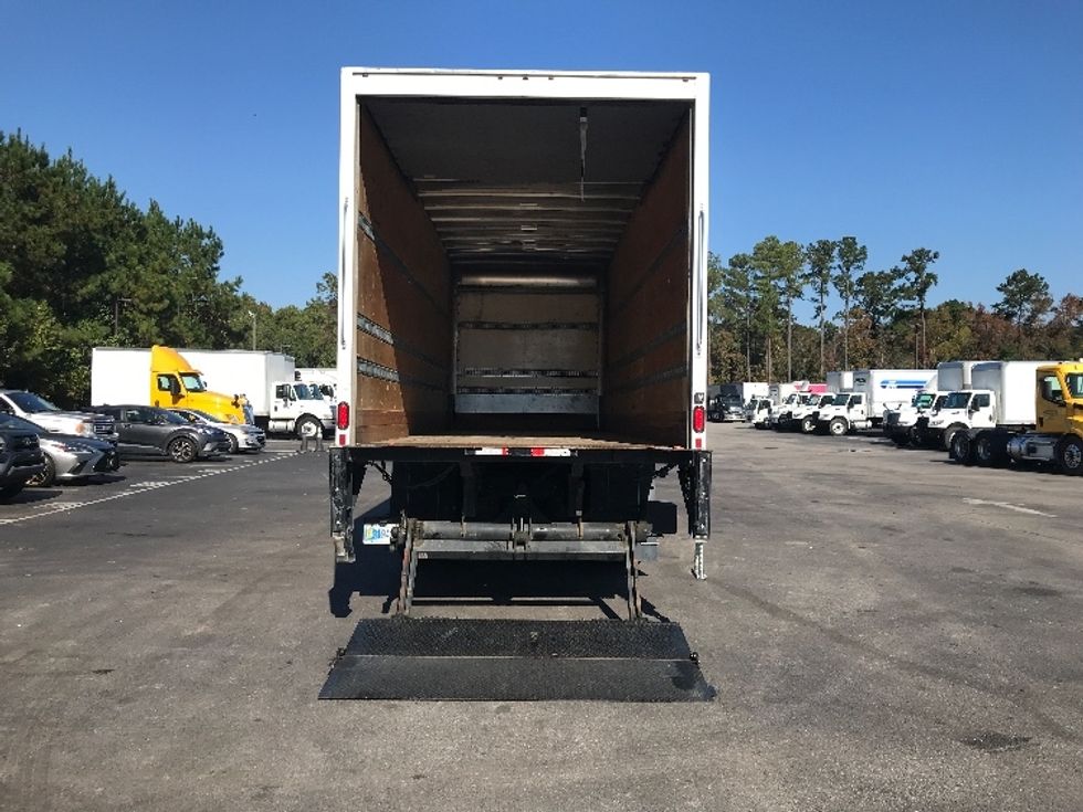 Medium Duty Box Truck-Light and Medium Duty Trucks-Hino-2019-268-Ladson-SC-197,471\n\t\tmiles-$ 49,750 - Image 9
