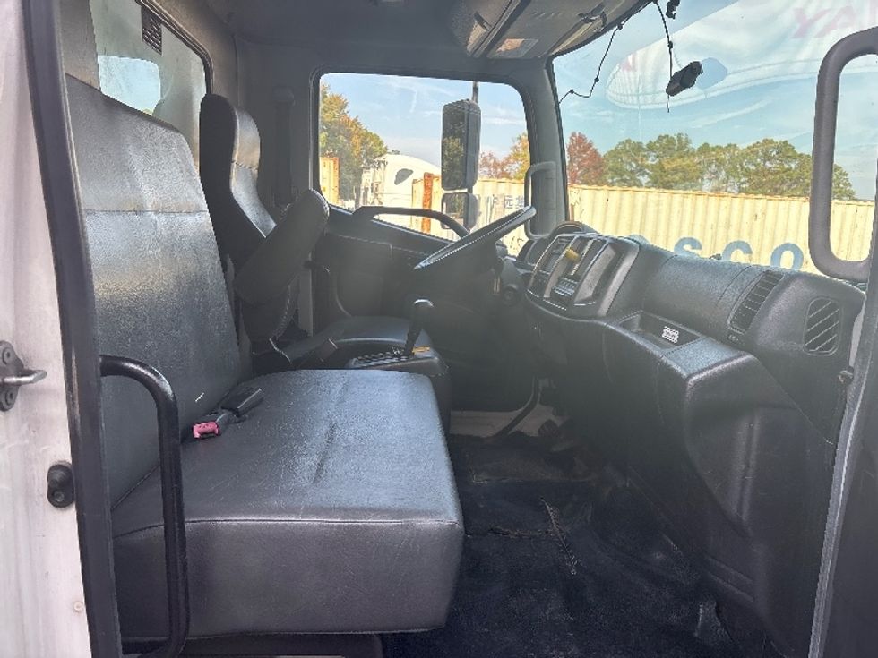 Medium Duty Box Truck-Light and Medium Duty Trucks-Hino-2019-268-Ladson-SC-198,250\n\t\tmiles-$ 45,500 - Image 22