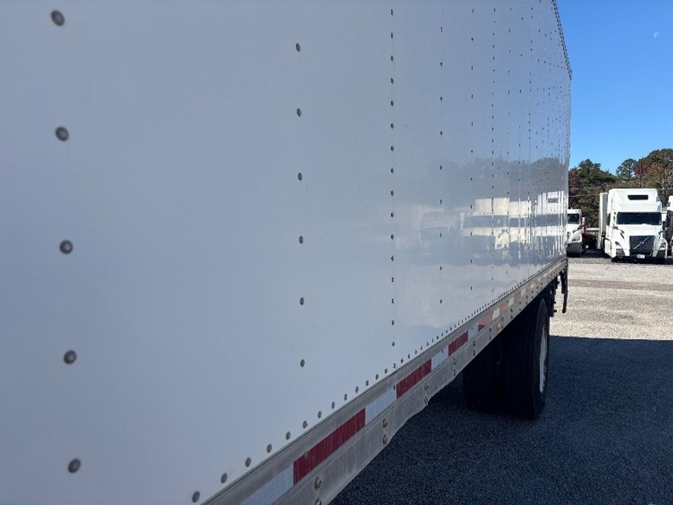 Medium Duty Box Truck-Light and Medium Duty Trucks-Hino-2019-268-Ladson-SC-198,250\n\t\tmiles-$ 45,500 - Image 25