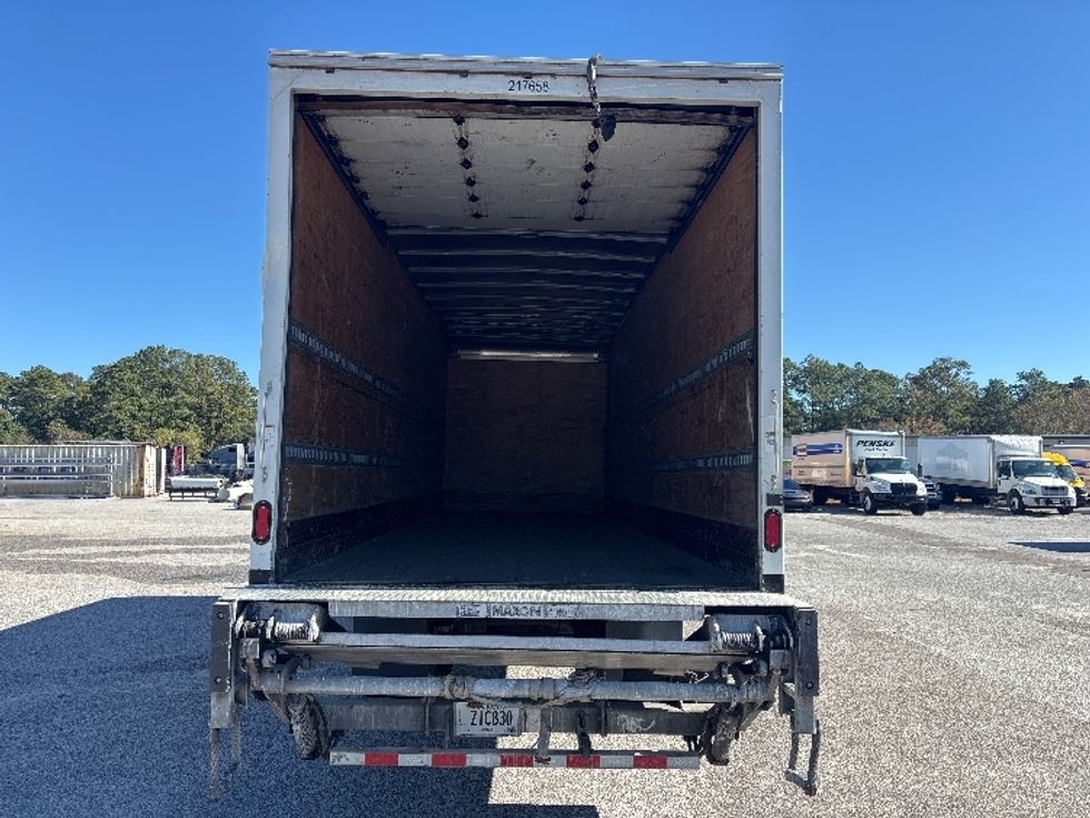 Medium Duty Box Truck-Light and Medium Duty Trucks-Hino-2019-268-Ladson-SC-198,250\n\t\tmiles-$ 45,500 - Image 8