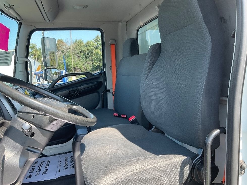 Medium Duty Box Truck-Light and Medium Duty Trucks-Hino-2019-268-Lancaster-PA-351,356\n\t\tmiles-$ 21,750 - Image 19